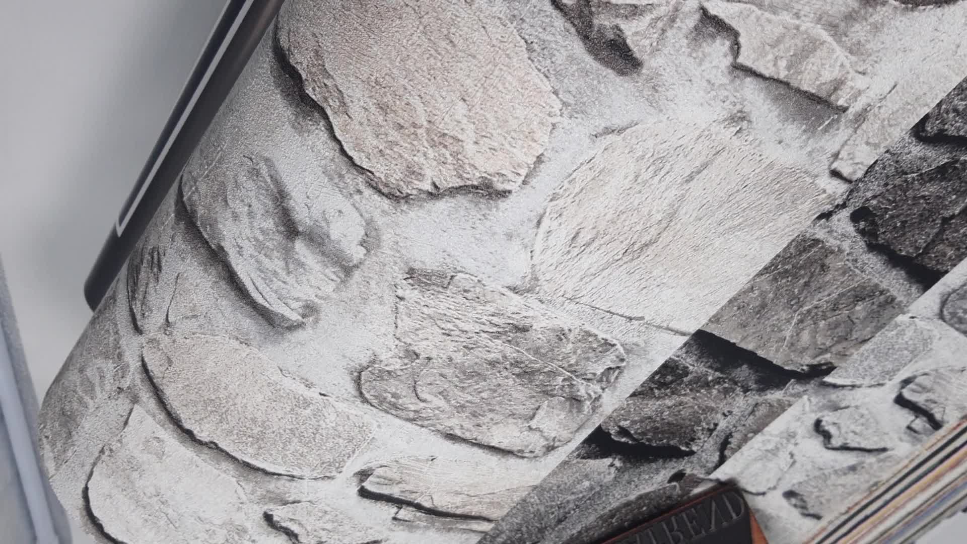 Szürke-bézs kőfal hatású vlies dekor tapéta