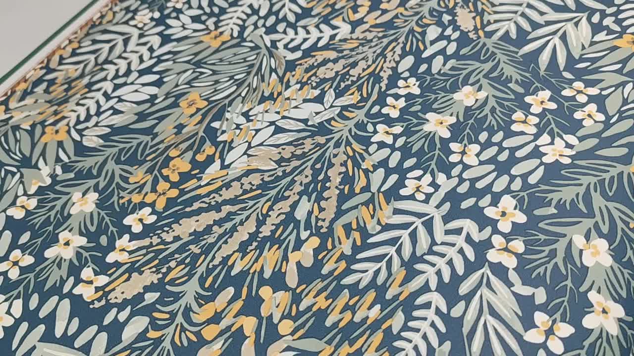 Kék levélmintás mosható design tapéta apró levél és virág mintával