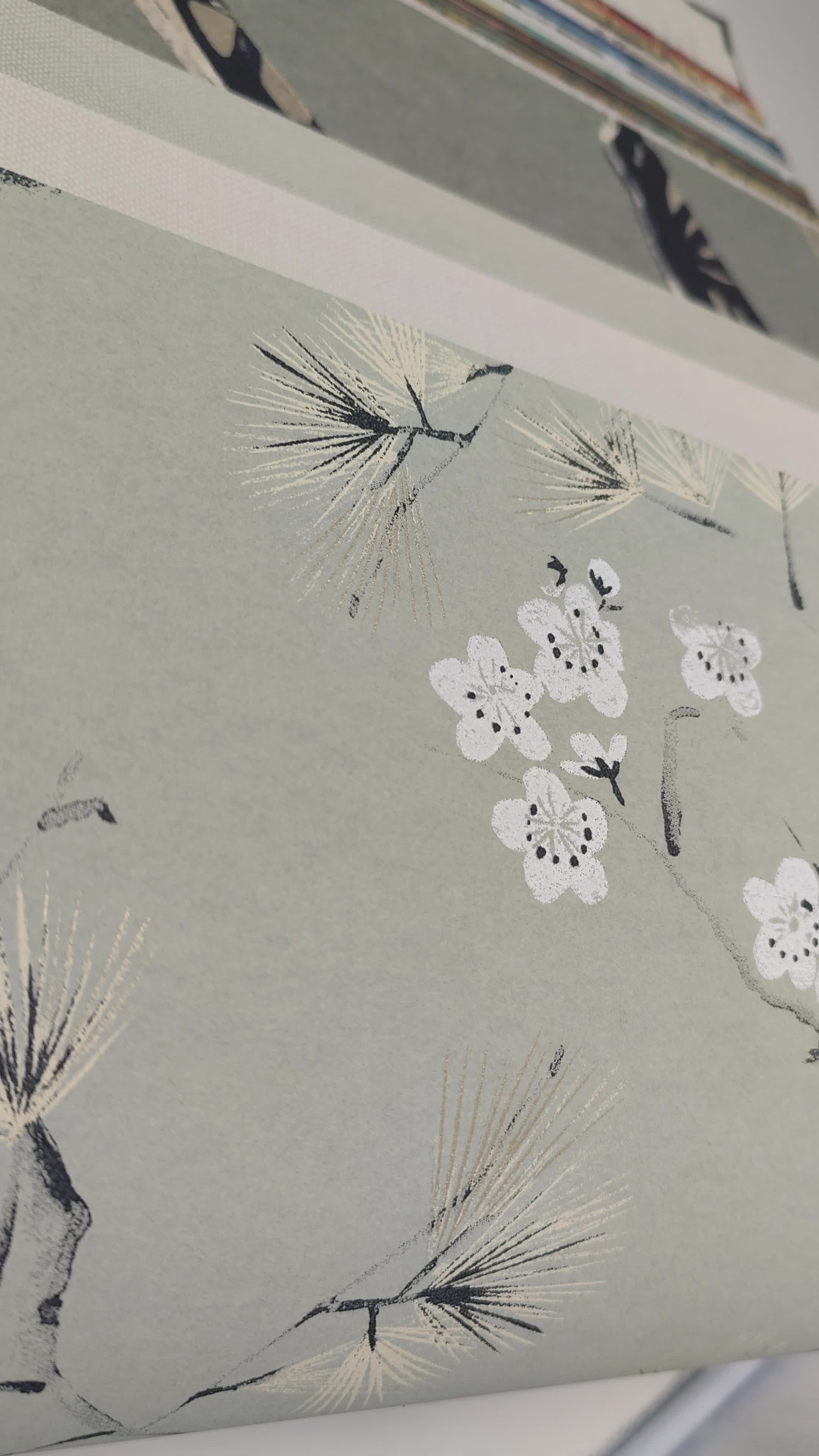 Japán stílusú virágmintás Khroma design tapéta duck egg színben